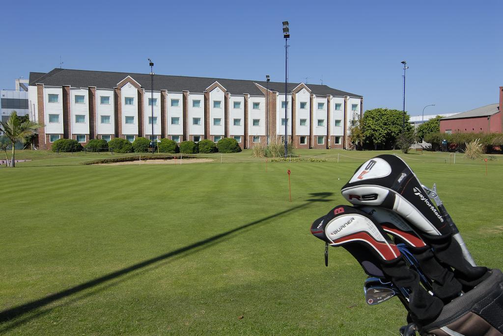 Hotel Aeroparque Inn & Suites Buenos Aires Zewnętrze zdjęcie