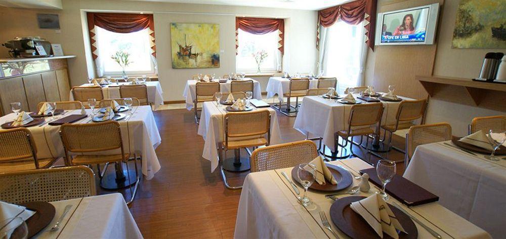 Hotel Aeroparque Inn & Suites Buenos Aires Restauracja zdjęcie
