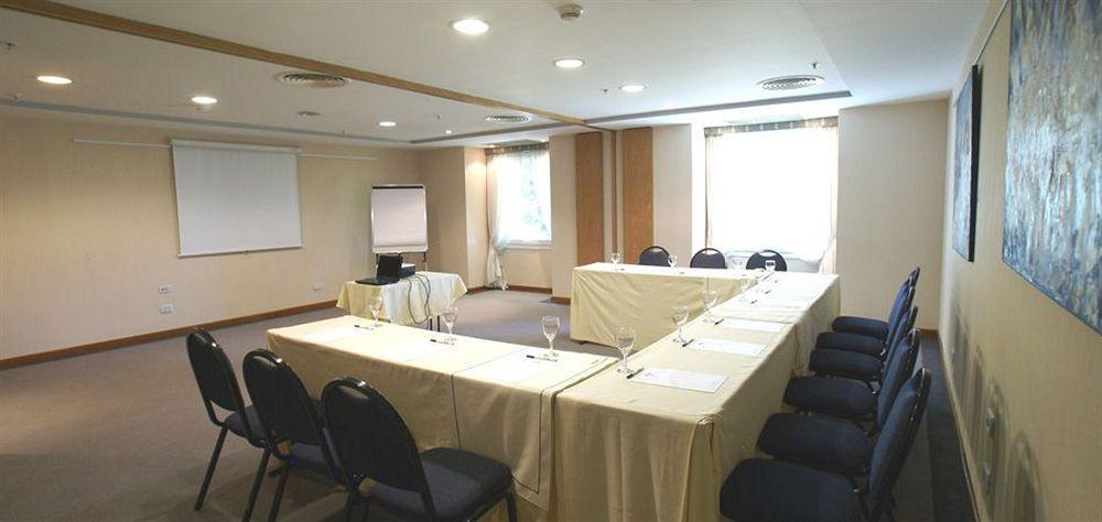 Hotel Aeroparque Inn & Suites Buenos Aires Zewnętrze zdjęcie