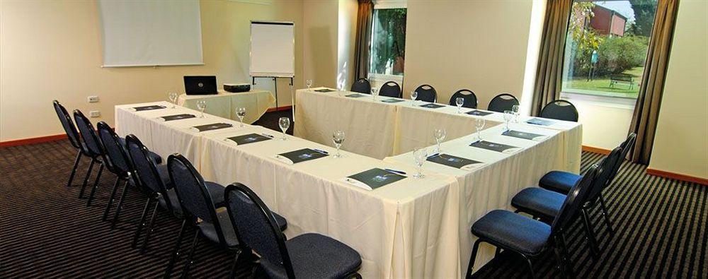 Hotel Aeroparque Inn & Suites Buenos Aires Zewnętrze zdjęcie