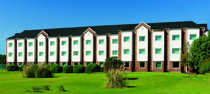 Hotel Aeroparque Inn & Suites Buenos Aires Zewnętrze zdjęcie